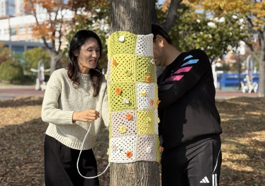 11월 15일 가로수 겨울옷 입히기 활동